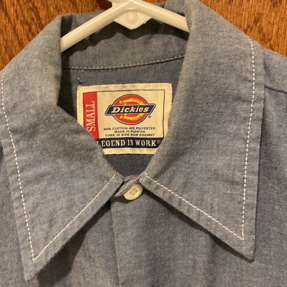 Dickies Men’s Long-sleeved Button Work Shirt - Picture 2 of 3